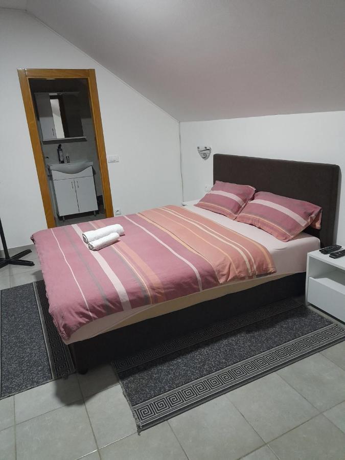 Sobe Rooms Gavrilo Баня-Лука Экстерьер фото